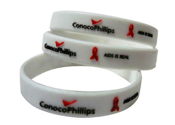 Harmless Embossed Custom Rubber Wrist Bands Inexpensive Colorful Jewelry Items